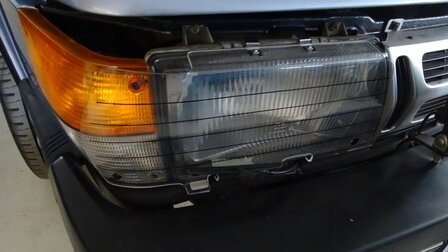 Plastic protective covers for headlights Saab 900 classic